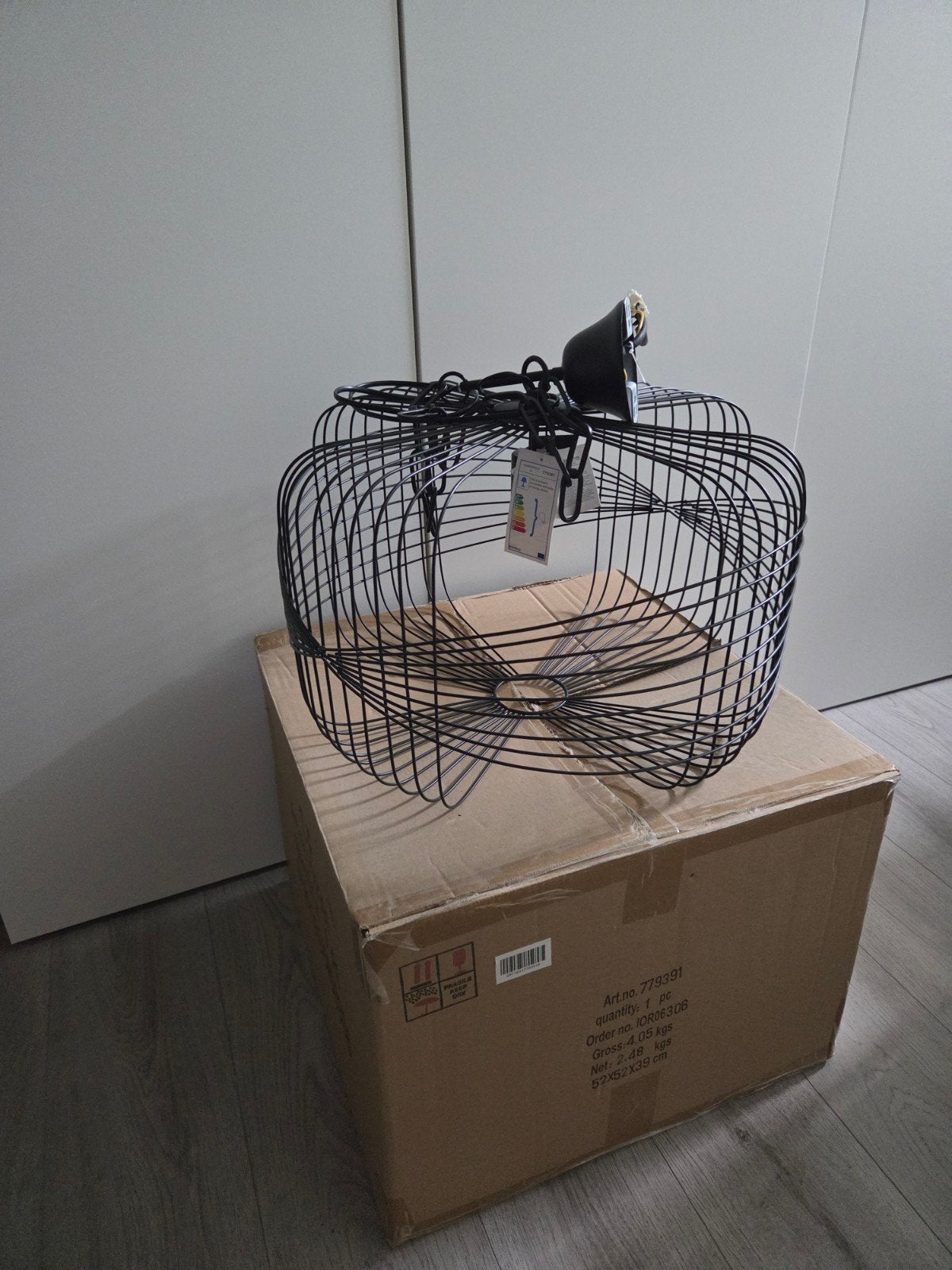 Zwarte metalen draadlamp - Nieuw in doos, Modern, Industrieel, Nieuw, Metaal, E27 (groot)