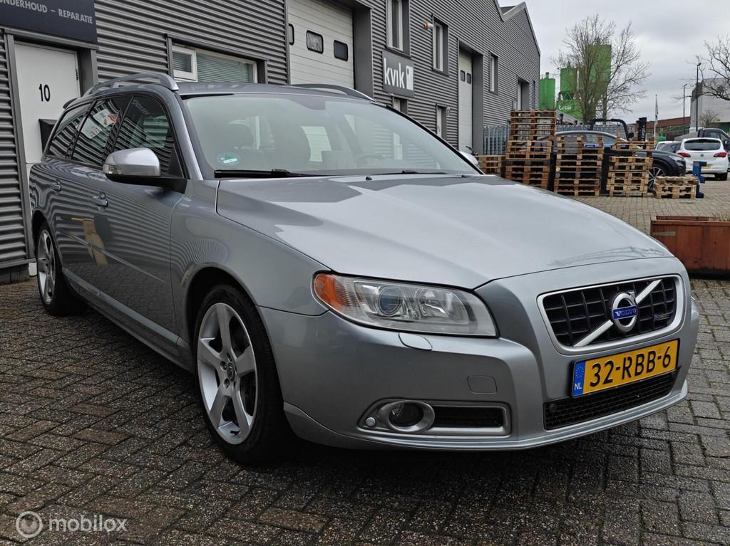 Volvo V70 2.0T 203pk H6 R-Design Navi Volleder Trekhaak PDC, Auto's, Euro 5, 1800 kg, 4 cilinders, Handgeschakeld