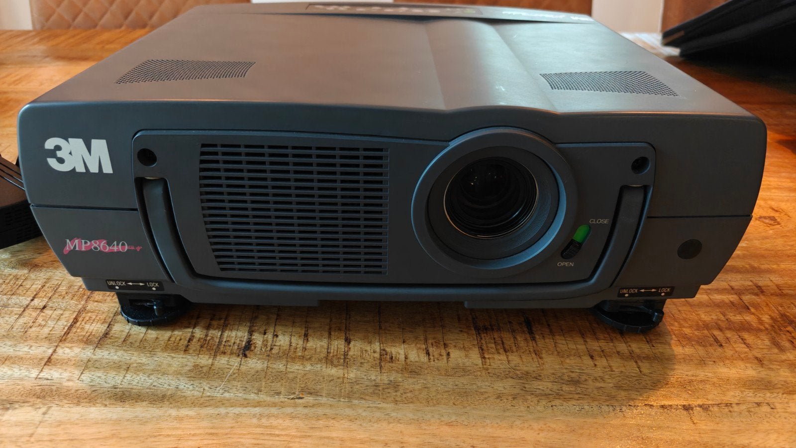 3M MP8640 Beamer LCD Projector met Koffer, Ophalen, 3M, Gebruikt, LCD