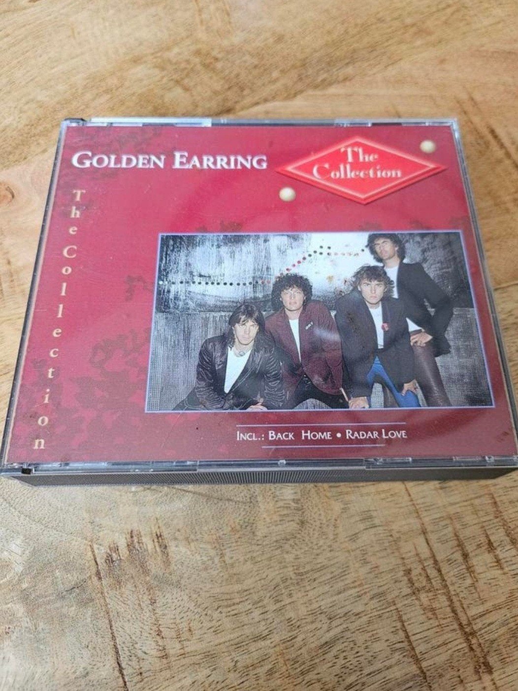 Golden Earring - The Collection (2CD), Ophalen of Verzenden, Zo goed als nieuw, Inclusief boekje, Classic Rock