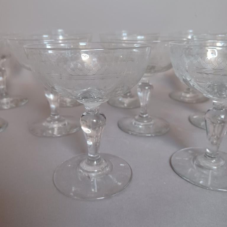 6 Vintage champagne coupes met gravering, Antiek en Kunst, Antiek | Glas en Kristal, Ophalen of Verzenden