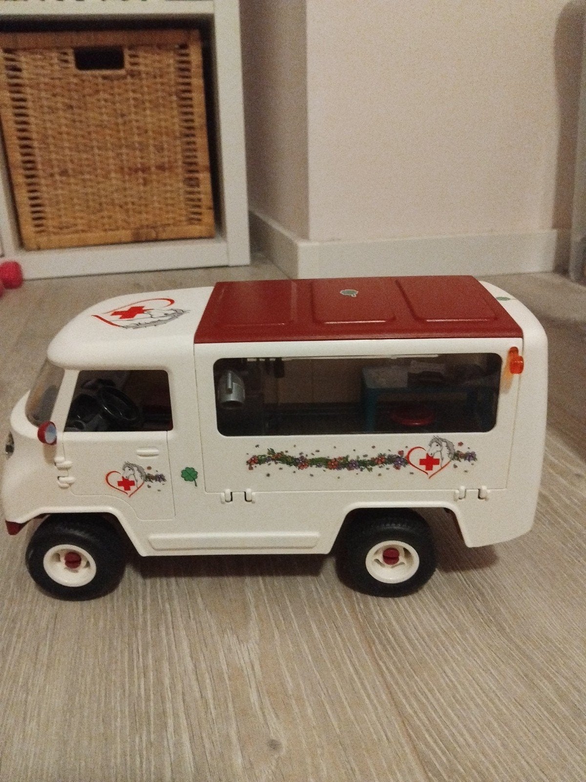 schleich ziekenwagen/dierenambulance, Ophalen of Verzenden, Zo goed als nieuw