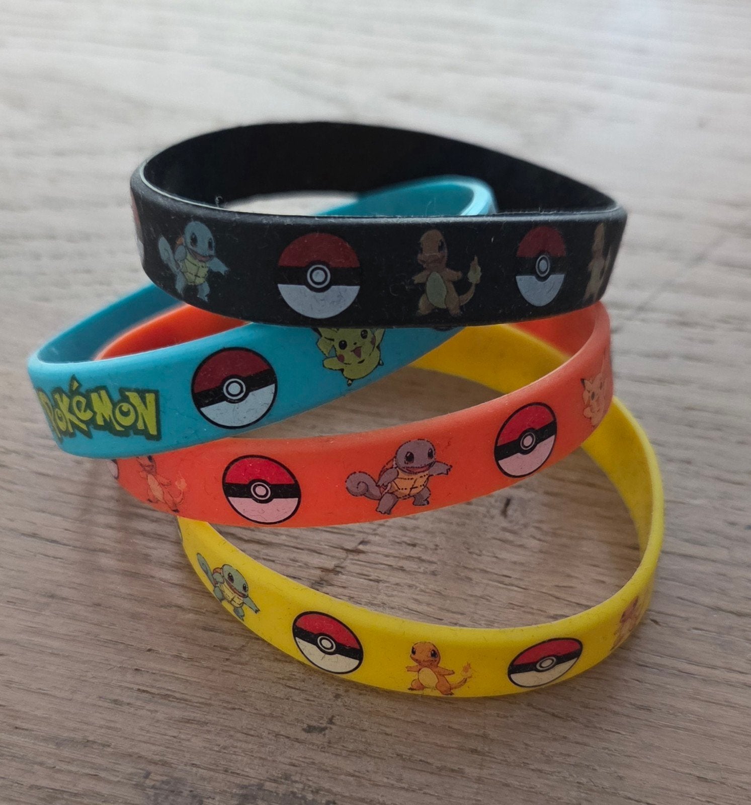 Pokemon plastic polsbandjes 4 voor €1, Sieraden, Tassen en Uiterlijk, Kindersieraden, Ophalen of Verzenden, Overige kleuren, Armband
