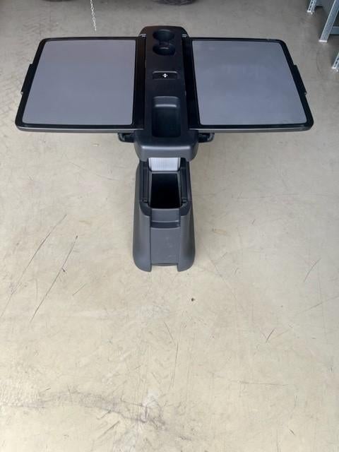 tafel / inklaptafel Mercedes  v-klasse / Vito / Viano, Ophalen, Gebruikt, Mercedes-Benz