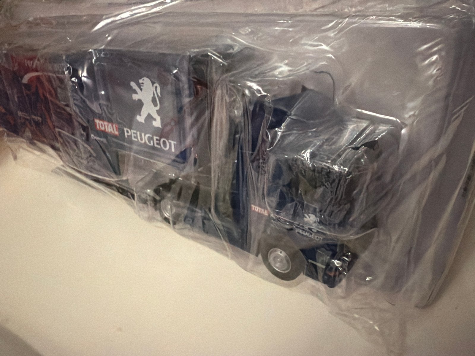 Centauria 1/43 F1 Transporter Prost Peugeot Volvo, Overige merken, S, Z, Nieuw
