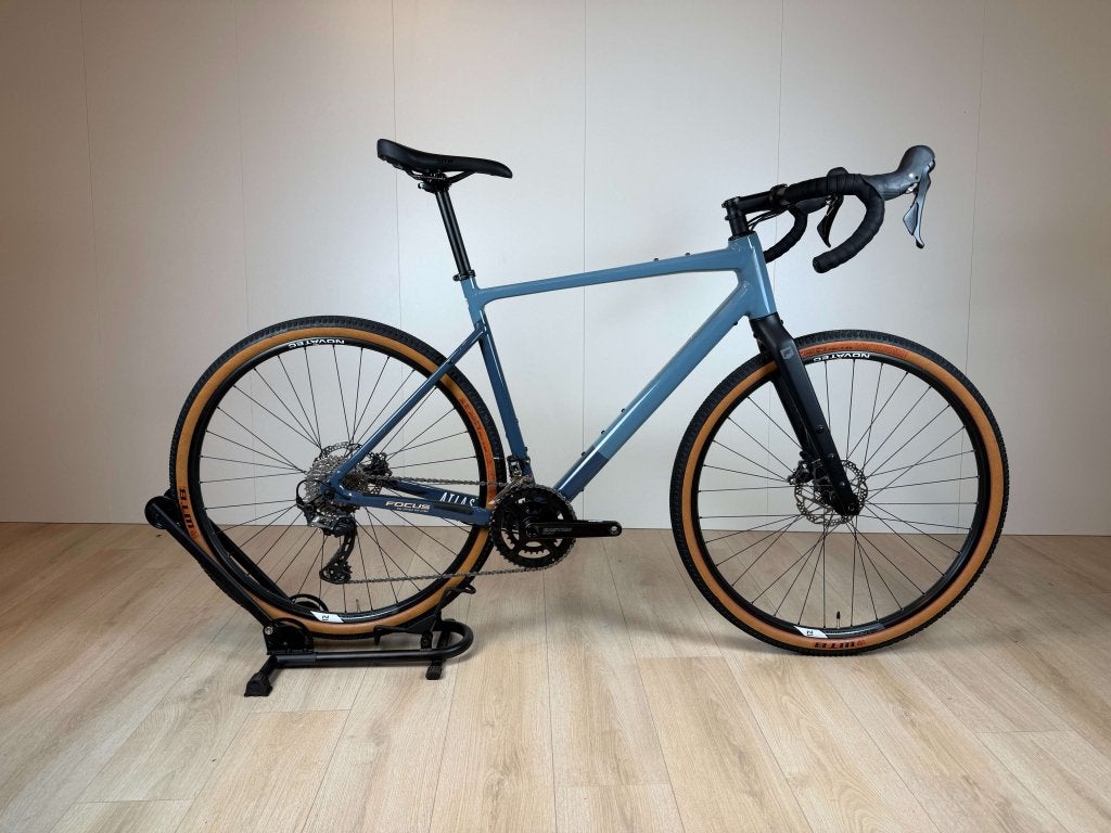 Focus Atlas 6.8 - Maat L - Zeer nette staat - Shimano GRX, Fietsen en Brommers, 28 inch, Carbon, Info@velostudio.nl, Heren