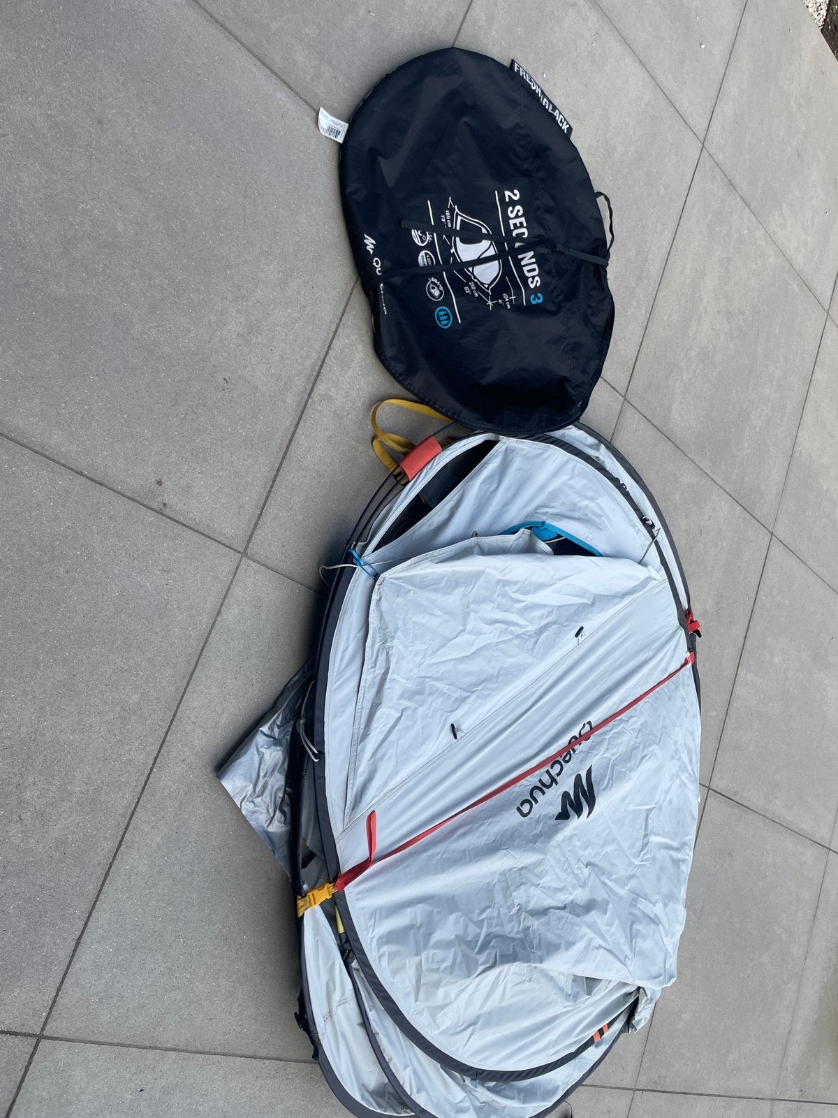 Quechua 2 Seconds 3 Fresh & Black tent, Ophalen, Gebruikt, Tot en met 3