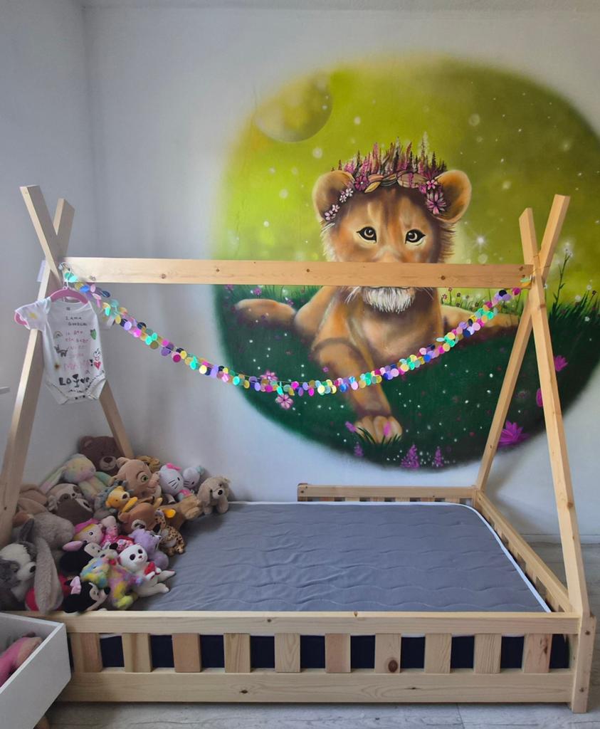 Houten tipi bed voor kinderen, Gebruikt, 70 tot 85 cm, Ophalen of Verzenden, Matras
