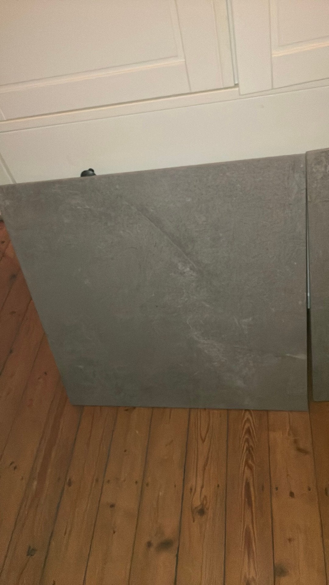 2 tegels 60x60, Ophalen, 60 cm of meer, Keramiek, Zo goed als nieuw
