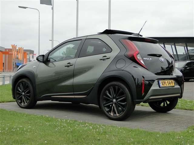 Toyota Aygo X 1.0 VVT-i Premium Cabrio! Led . Climate . Adap, Auto's, 12 maanden, Gebruikt, Zwart, Origineel Nederlands