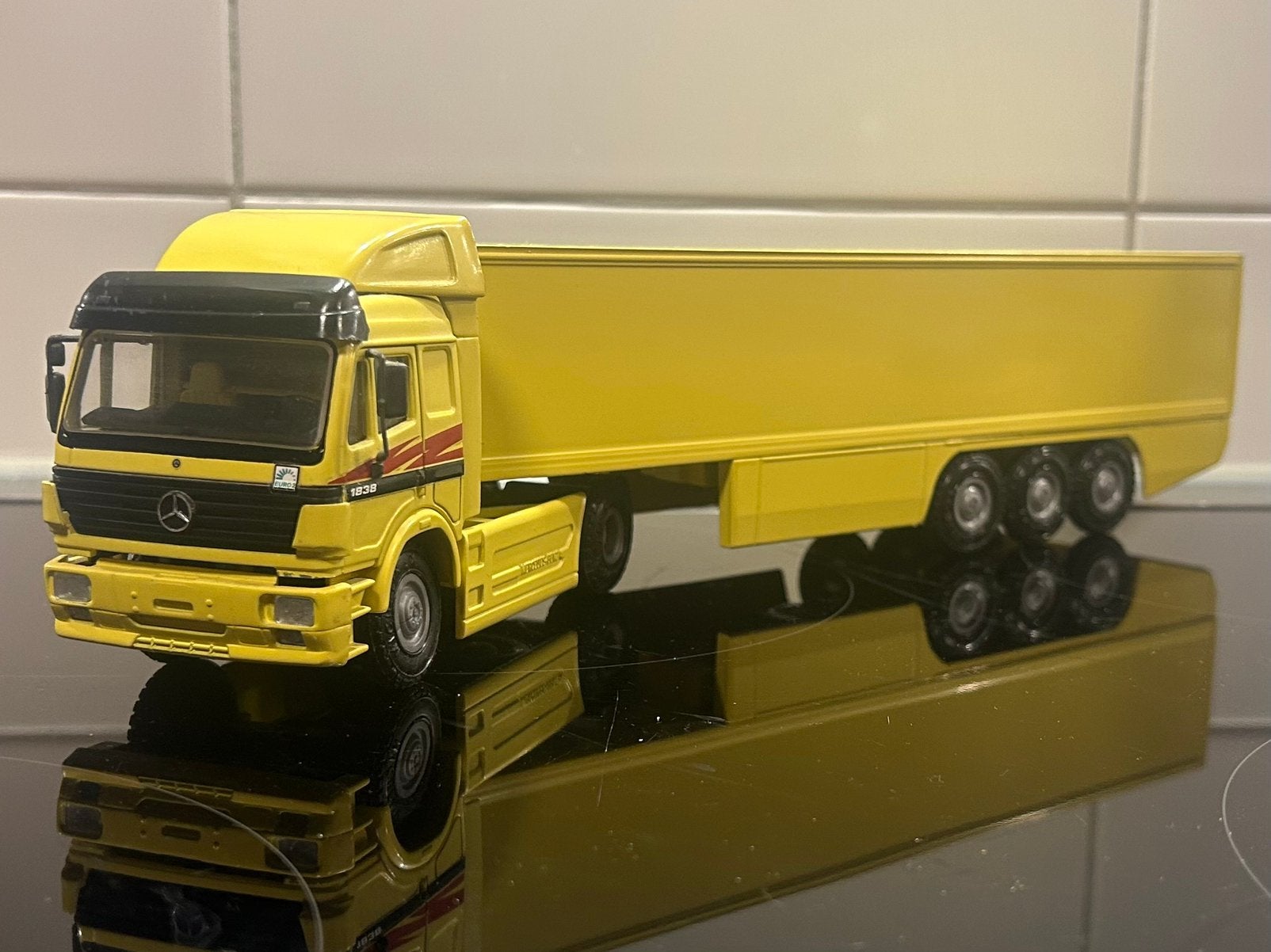 NZG Mercedes SK 1838 1:43, Verzenden, Zo goed als nieuw, Auto, Overige merken