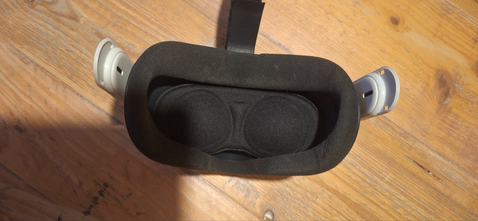 Oculus Quest 2 VR-bril met accessoires ruilen, Ophalen, Zo goed als nieuw, VR-bril, Overige platformen