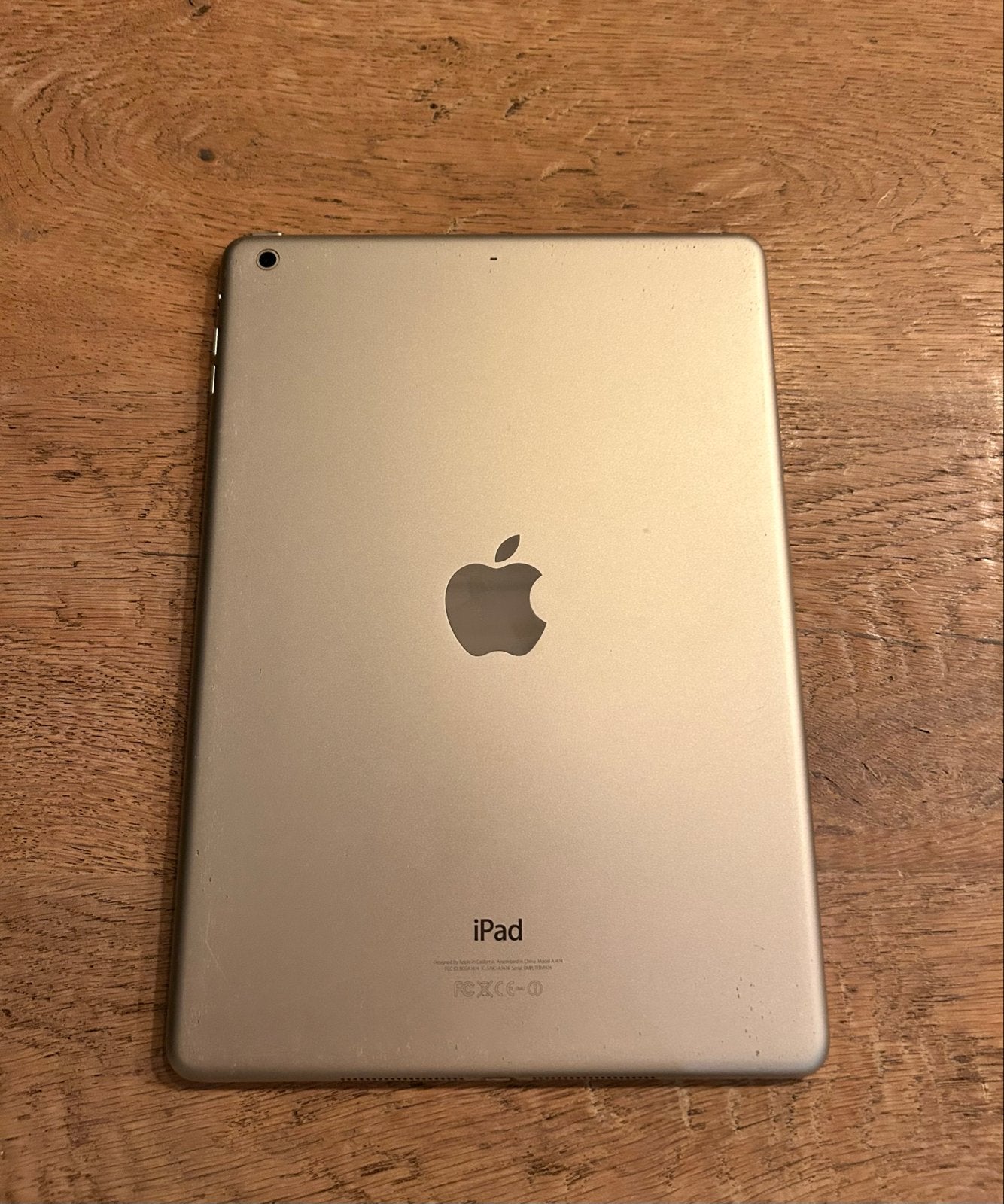 Foto 5 van Apple iPad Air 16GB Wi-Fi - Zilver (MD788NF/A)