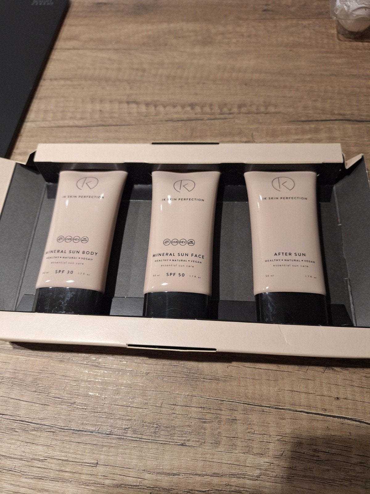IK Skin Perfection Mineral Sun Box - Gezichtsverzorging, Ophalen of Verzenden, Nieuw, Gehele gezicht, Verzorging