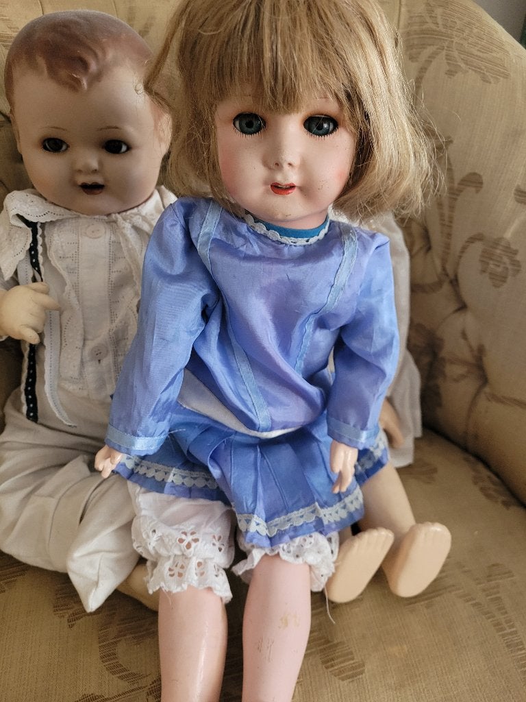 Oude gelede pop, Verzamelen, Poppen, Heikant 21 Kaatsheuvel, Belle Vieille Brocante, Ophalen of Verzenden, Zo goed als nieuw
