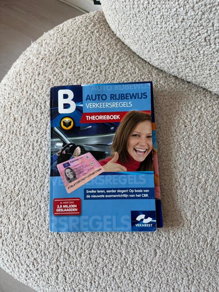 Auto Rijbewijs B Theorieboek, Boeken, Ophalen of Verzenden, Gelezen, Overige niveaus, Overige vakken