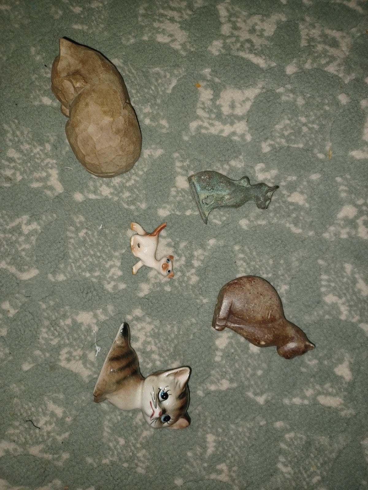 Verzameling van 6 Kattenbeeldjes - Diverse Materialen, Ophalen of Verzenden, Gebruikt, Dier