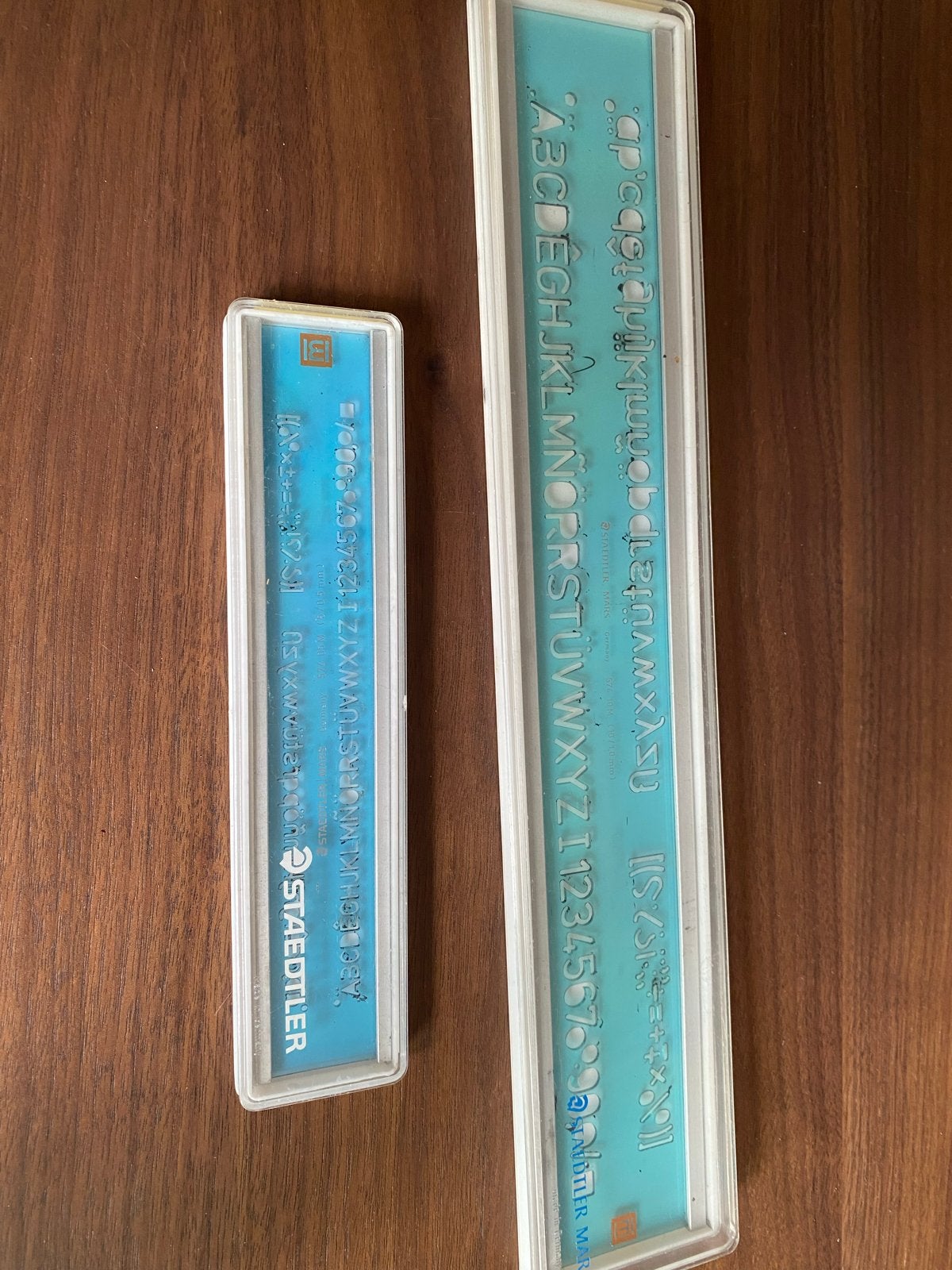 Staedtler Mars Tekensjablonen Set - Letters en Cijfers, Ophalen of Verzenden, Gebruikt