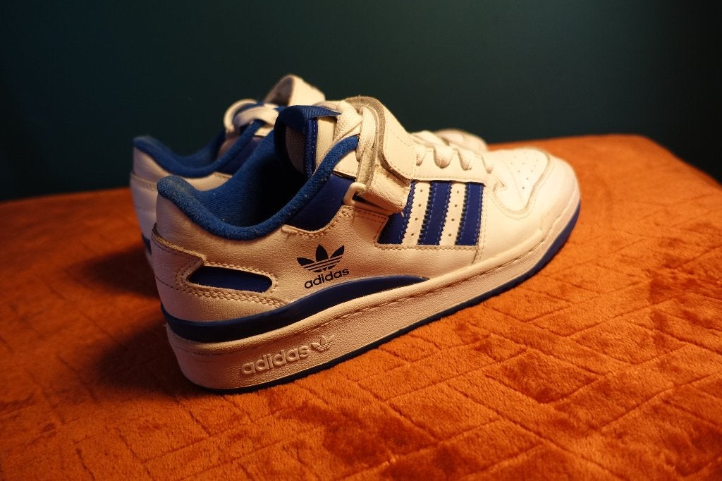 [Duurzaam koopje] Adidas Forum Low, mt. 38 2/3, Kleding | Dames, Overige kleuren, Sneakers of Gympen, Gedragen, Verzenden