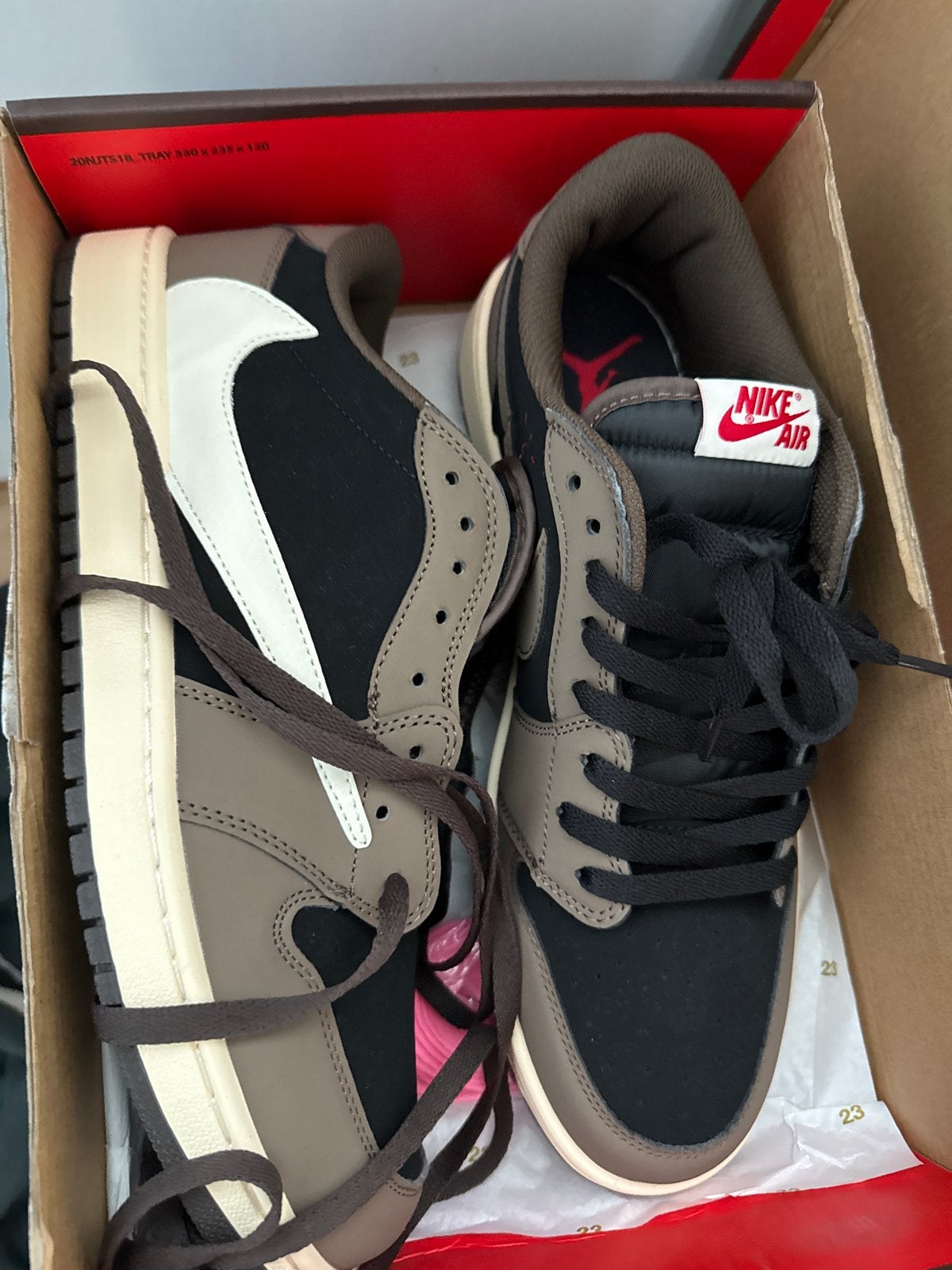 Nike Air Jordan 1 Low Travis Scott Reverse Mocha, Ophalen of Verzenden, Nieuw, Bruin, Sneakers of Gympen