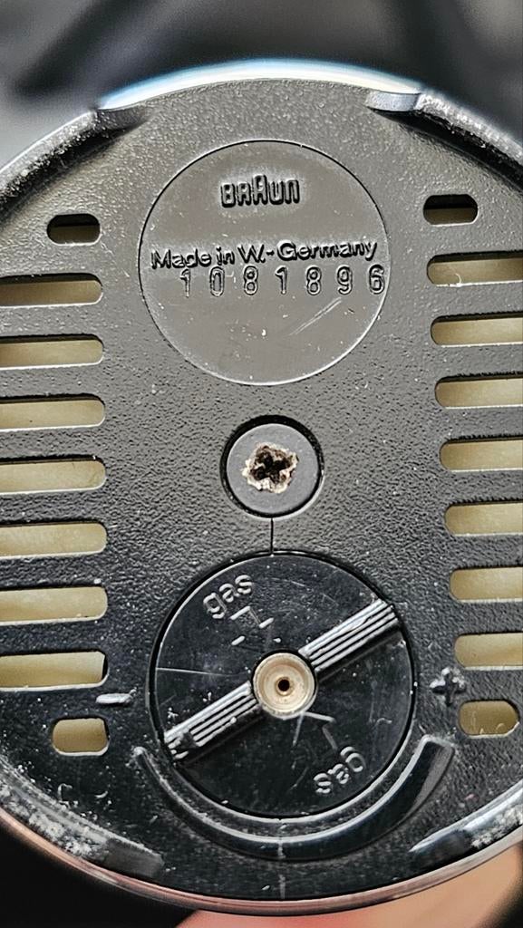Vintage Braun aansteker - gas lekt, rest functioneel, Verzamelen, Ophalen of Verzenden, Gebruikt, Aansteker