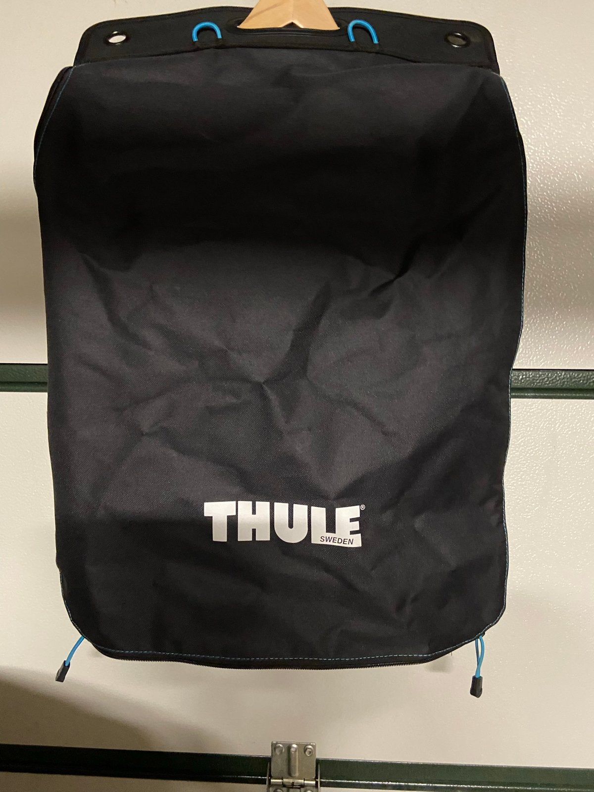 Thule Opbergzak Zwart, Ophalen of Verzenden, Zo goed als nieuw
