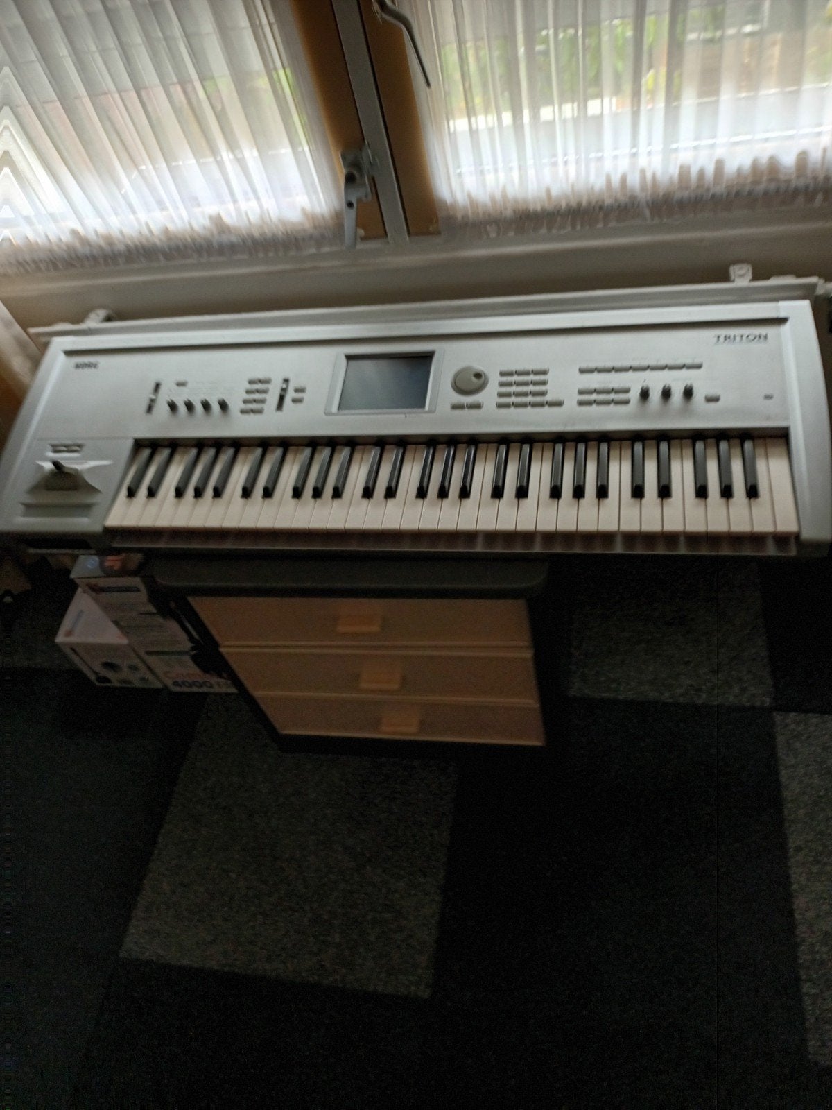tekoop synthesizer kort triton, Ophalen, Gebruikt, 1 klavier, Orgel