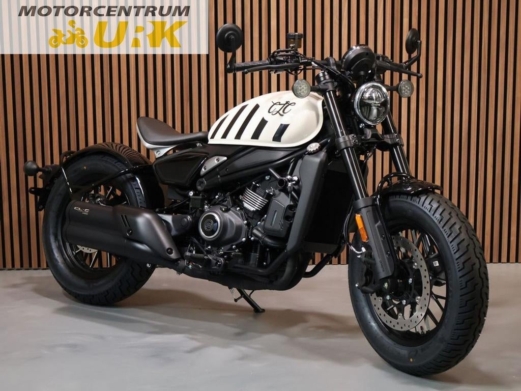 CFMOTO 450 CLC BOBBER (bj 2026), Motoren, 450 cc, 2 cilinders, Bedrijf, Onbekend