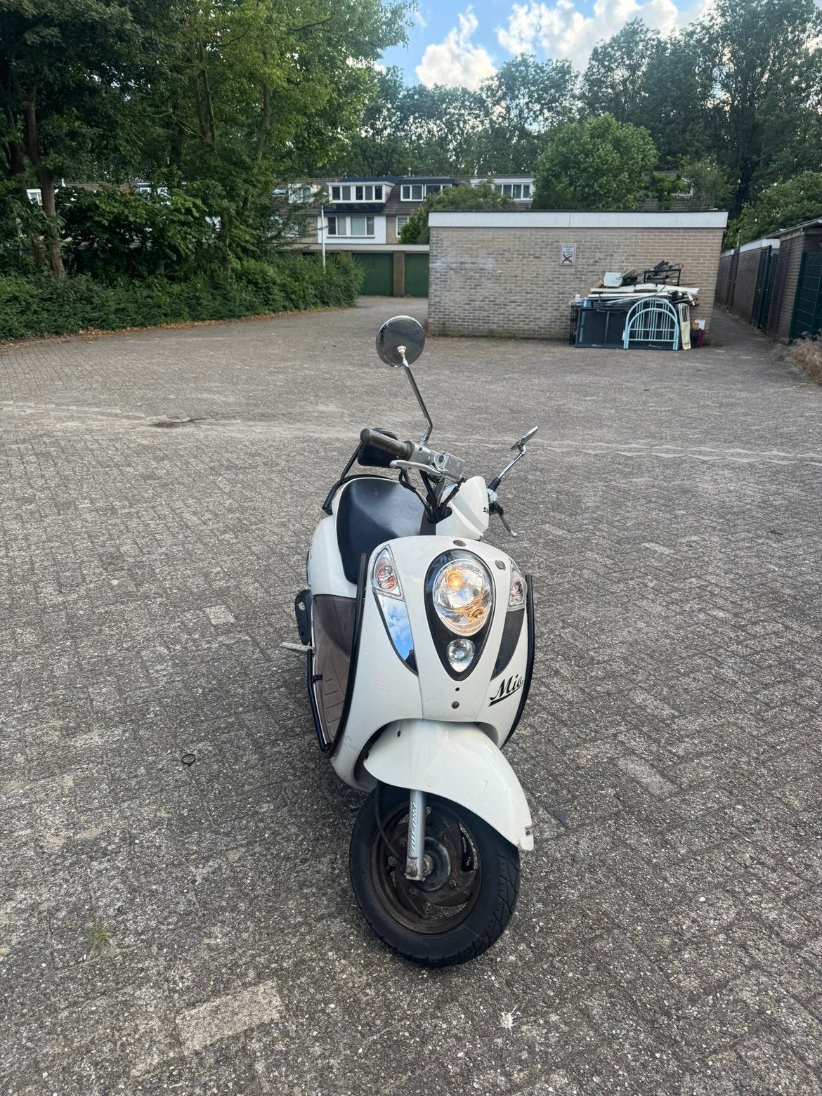 Sym mio, Fietsen en Brommers, Scooters | SYM, Maximaal 45 km/u, Zo goed als nieuw, Benzine, 50 cc