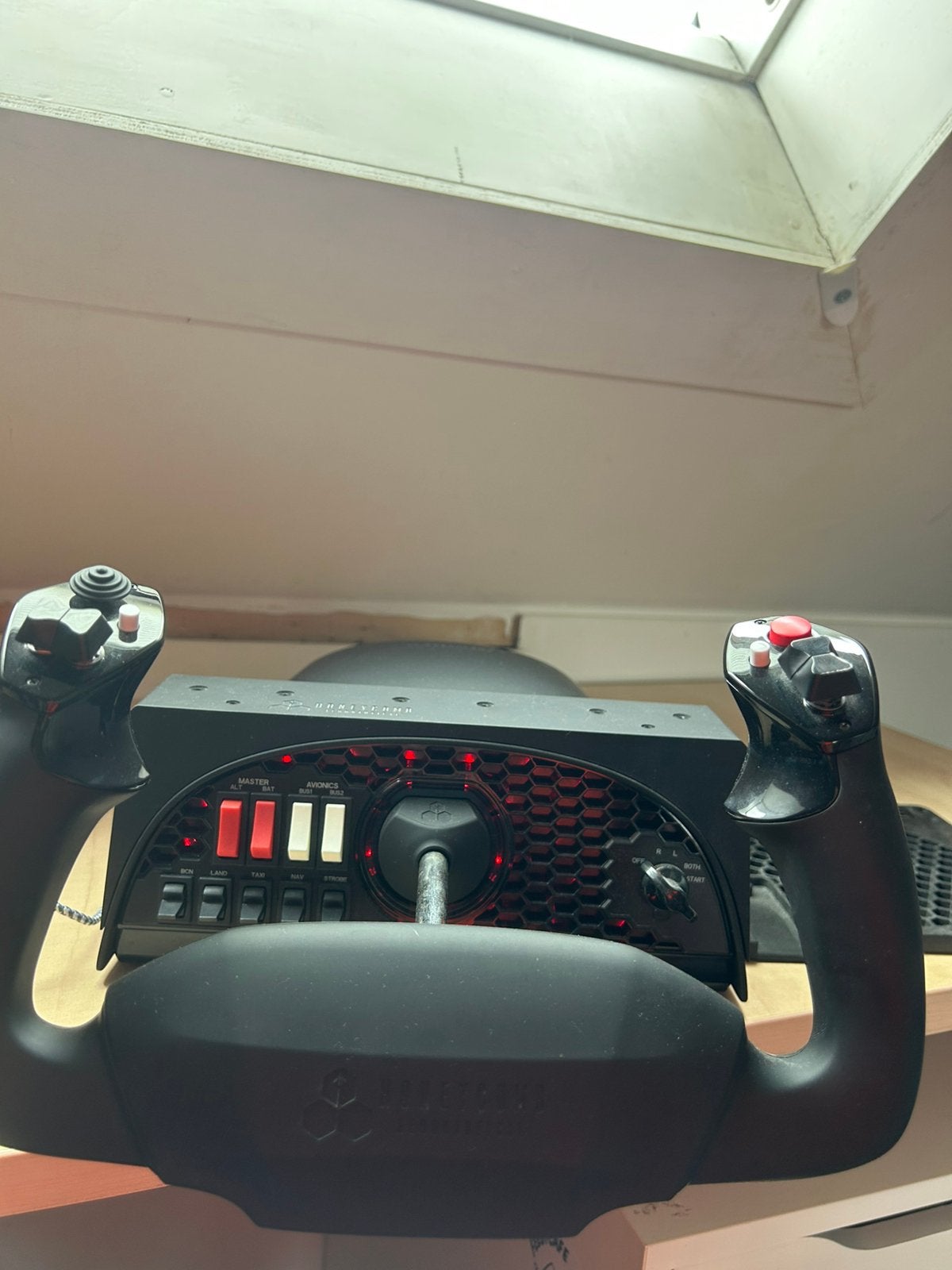 Honeycomb alpha yoke flight sim joystick, Computers en Software, Ophalen of Verzenden, Zo goed als nieuw