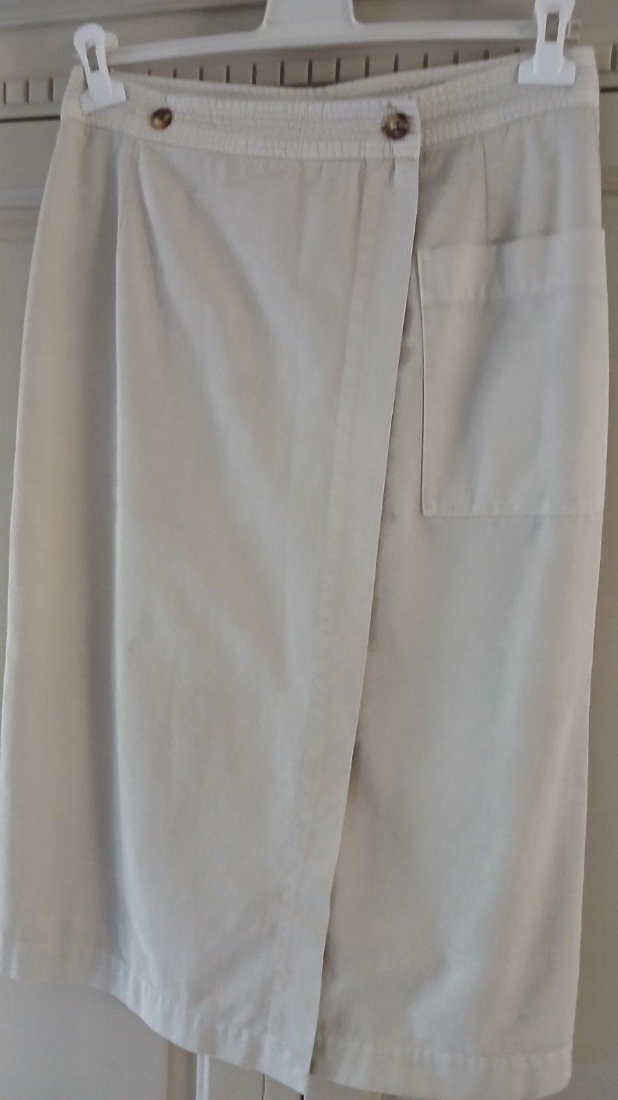 Purdey overslagrok  kitkleur maat 40 in nieuwe staat., Kleding | Dames, Ophalen, Zo goed als nieuw, Maat 38/40 (M)