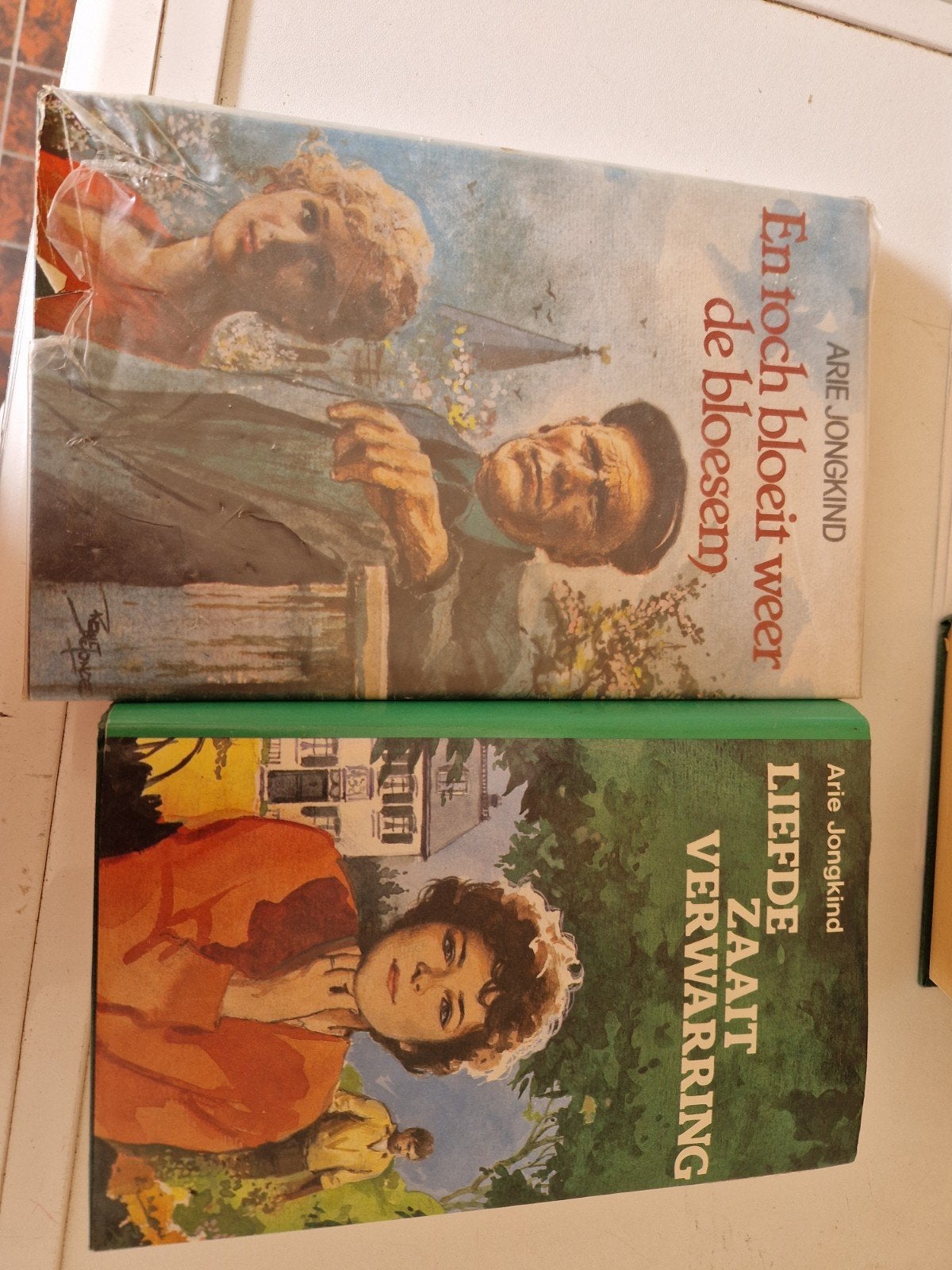 Arie Jongkind- Liefde zaait verwarring & En toch bloeit weer, Ophalen of Verzenden, Gelezen, Arie Jongkind, Nederland