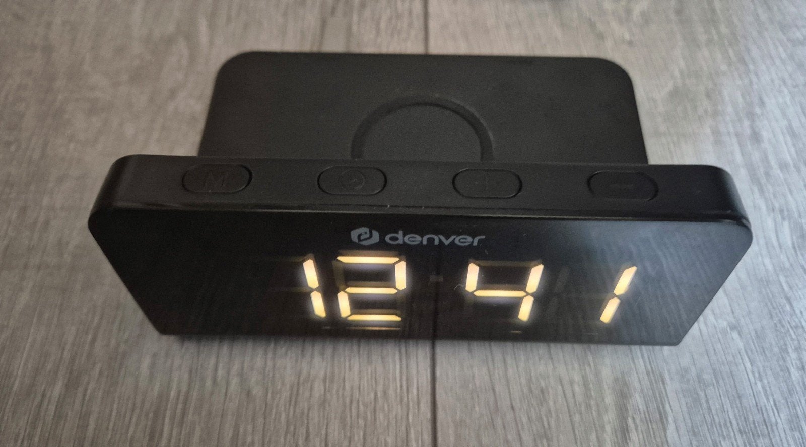 Denver ECQ-103 Klok met Draadloos Opladen, Ophalen of Verzenden, Zo goed als nieuw, Digitaal