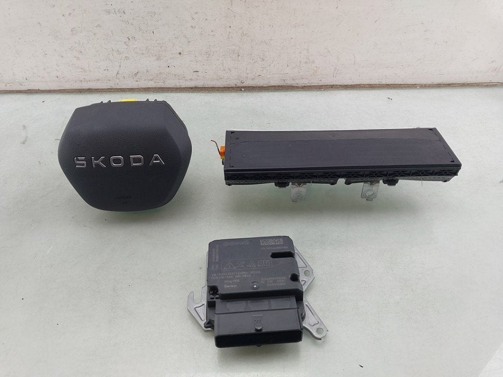 Airbag Set + Dashboard Skoda Octavia Combi (NXAC) 5E3880204G, Auto-onderdelen, Info@skoda-auto.de, Skoda, Škoda Auto Deutschland GmbH