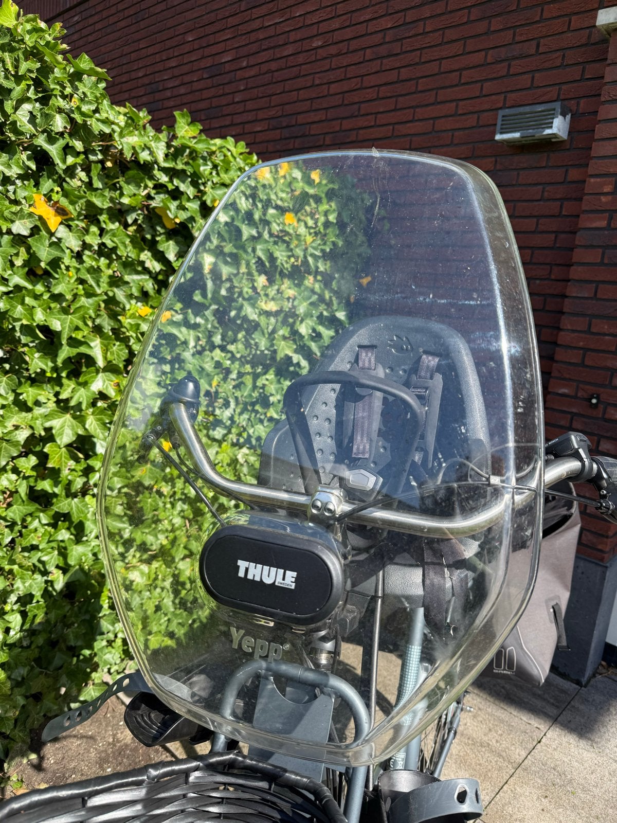 Set van Thule Yepp voor op de fiets, Fietsen en Brommers, Ophalen, Voetsteuntjes, Zo goed als nieuw, Voorzitje