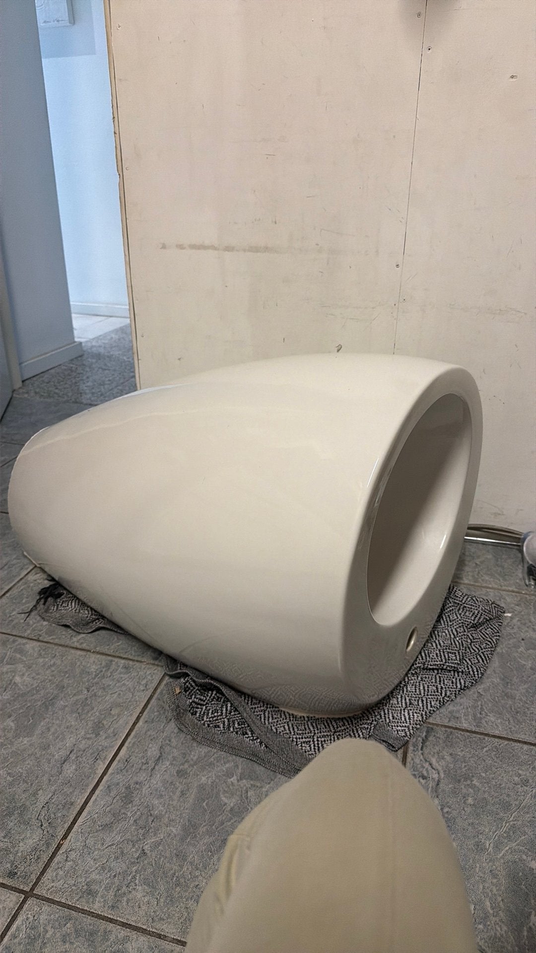 Wasbak staand tegen muur aan te plaatsen, Ophalen, Gebruikt, 75 m² of meer, Laminaat