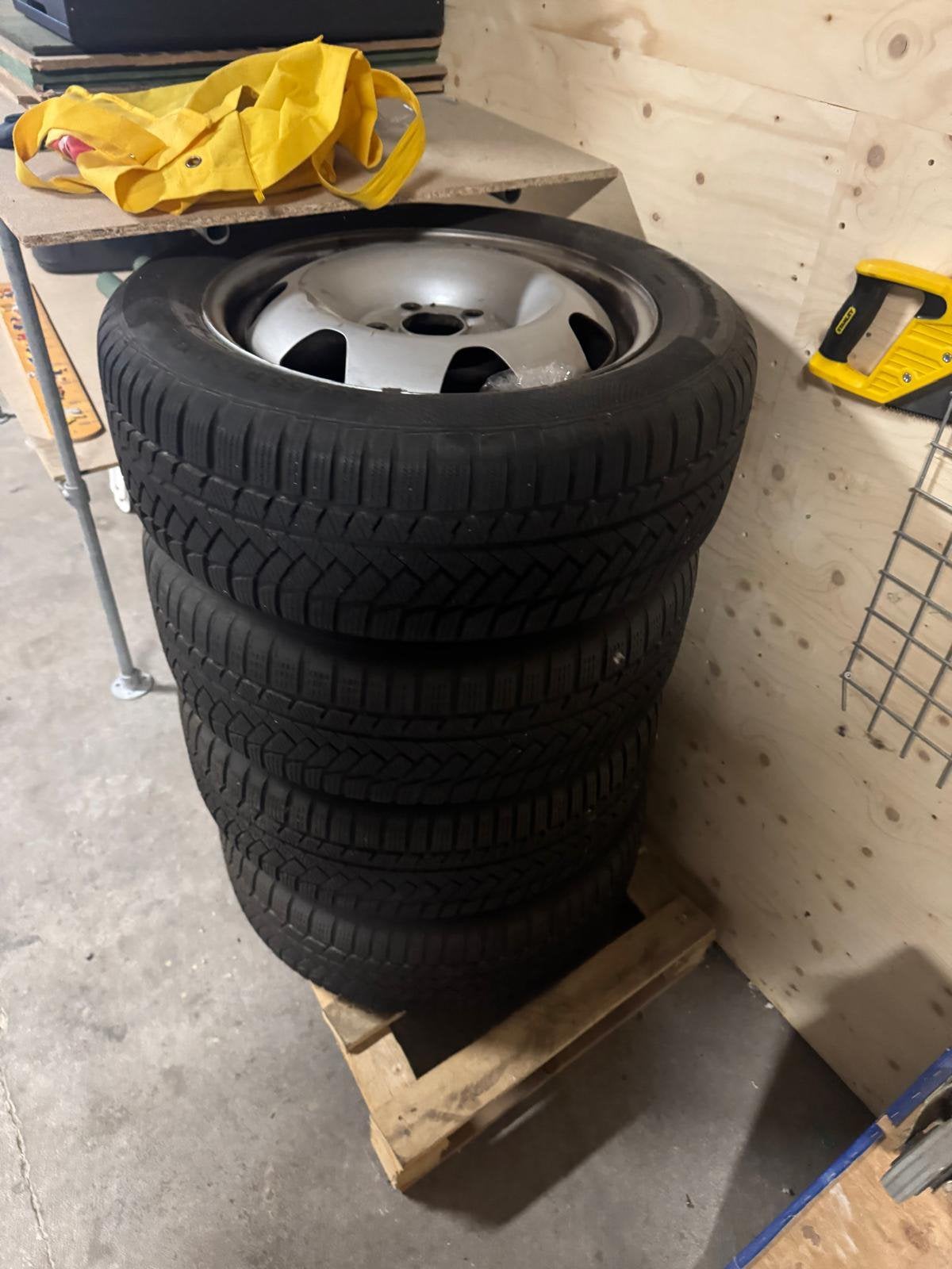 Winterbanden met stalen velgen VW Transporter T6 2017, Ophalen, Gebruikt, Rond, Minder dan 50 cm