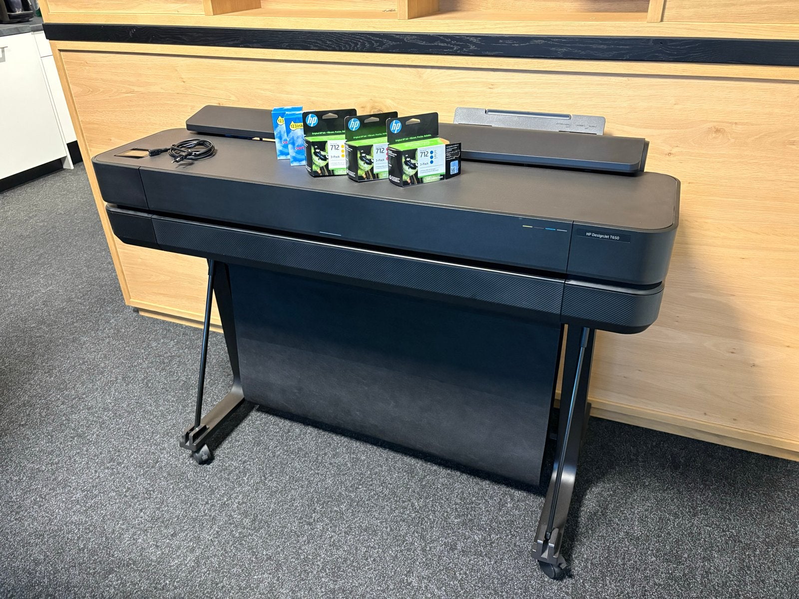 HP DesignJet T650 Plotter - Zo goed als nieuw met inkt, Computers en Software, Ophalen, Printer, Inkjetprinter, Kleur printen