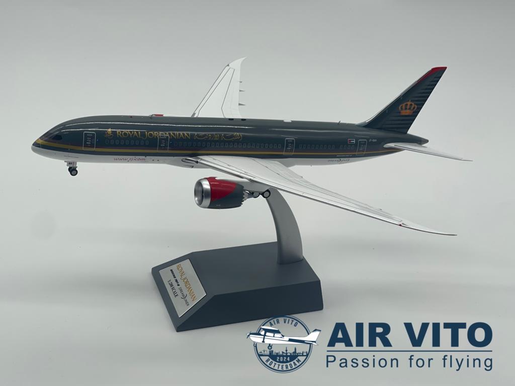 Boeing 787-8 Inflight200 Royal Jordanian schaalmodel 1:200, Verzamelen, Luchtvaart en Vliegtuigspotten, Schaalmodel, Ophalen of Verzenden