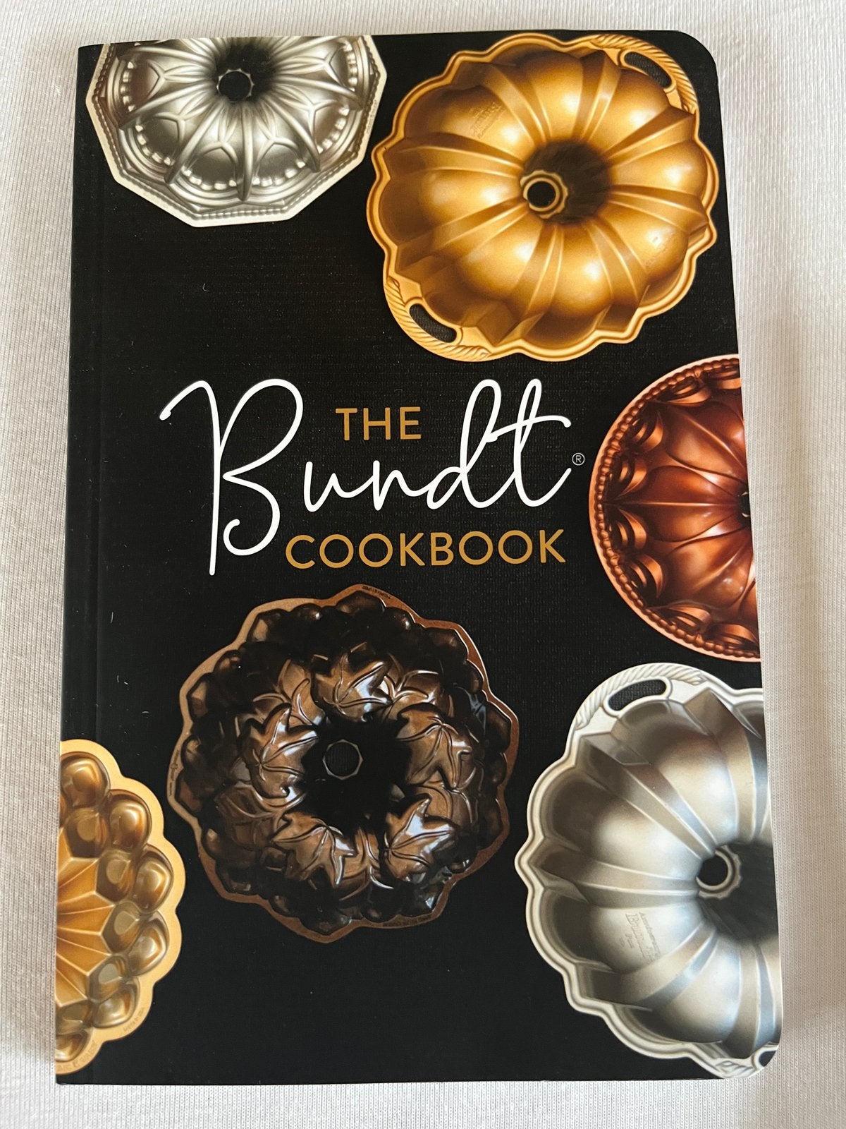 The Bundt Cookbook: Recepten voor Bundt cakes en meer, Ophalen of Verzenden, Zo goed als nieuw, Overige gebieden, Hoofdgerechten