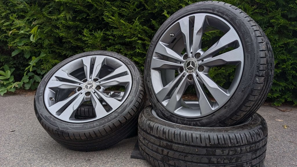Originele Mercedes 18 inch velgen W176 CLA W246 TPMS, Auto-onderdelen, Niet ingevuld, 18 inch, Gebruikt, Banden en Velgen