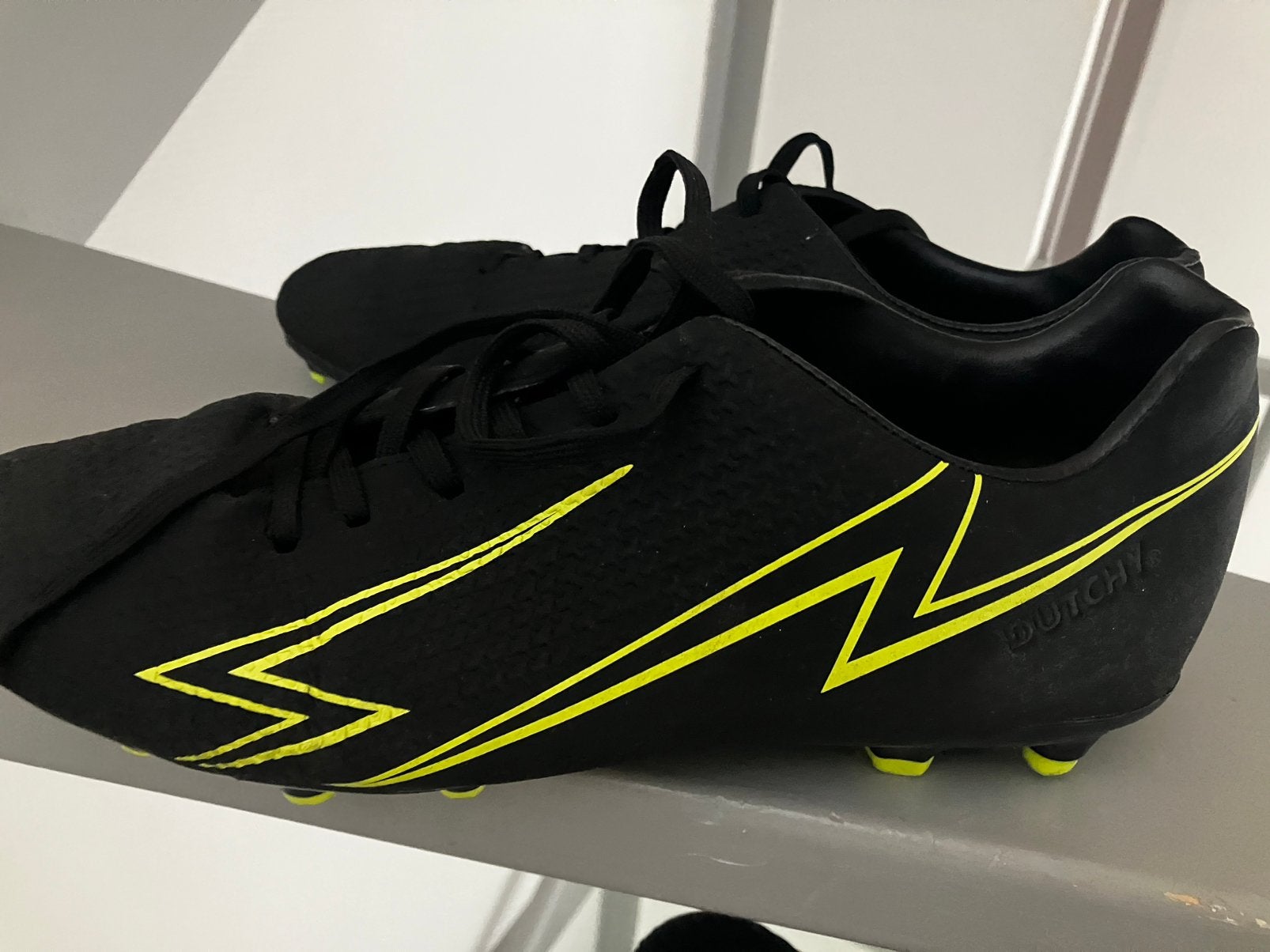 Noppen schoenen maat 43, Maat XS of kleiner, Schoenen, Ophalen of Verzenden, Zo goed als nieuw