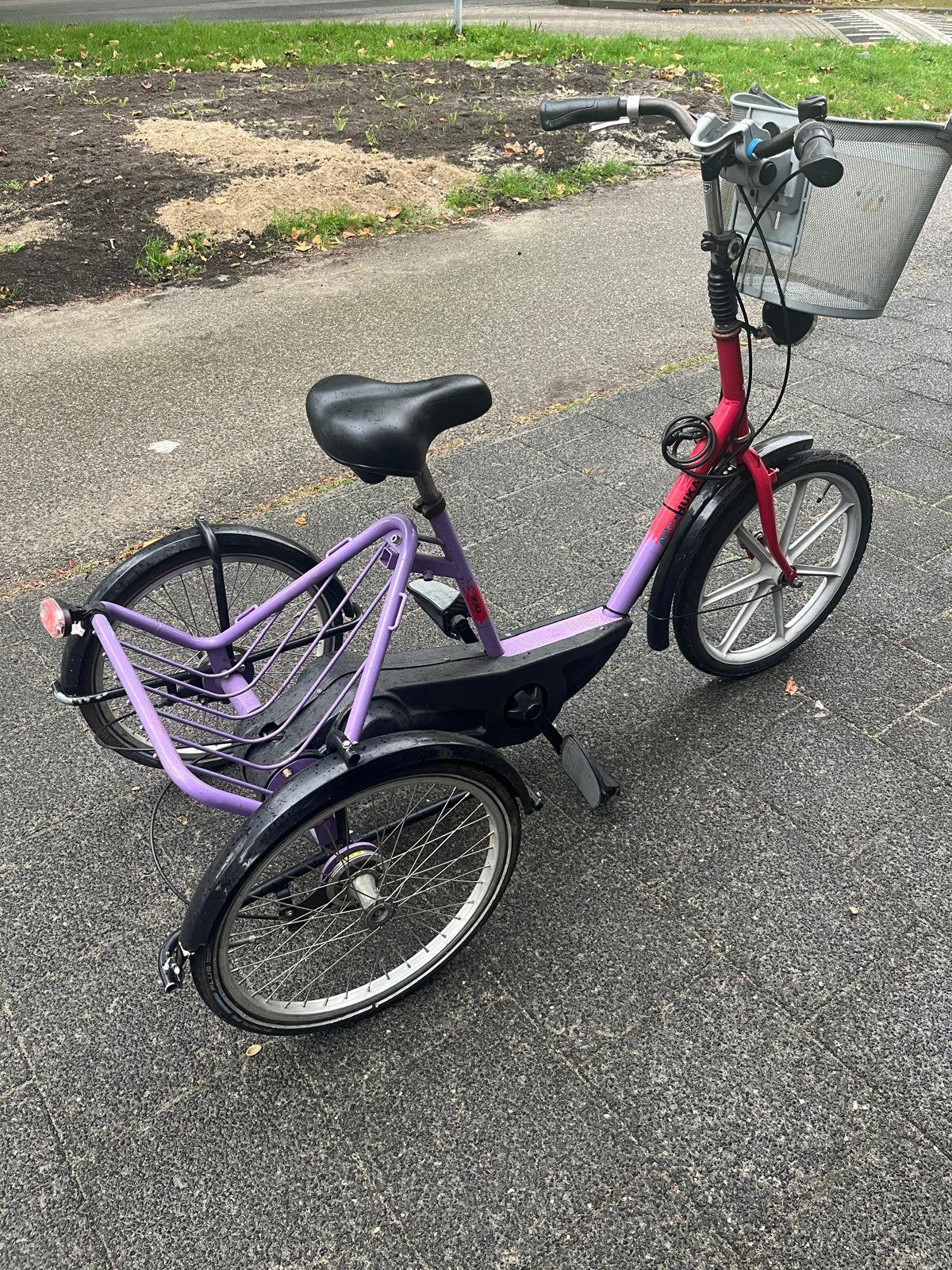 Huka driewielfiets volwassenen - Goed onderhouden, Ophalen, Zo goed als nieuw