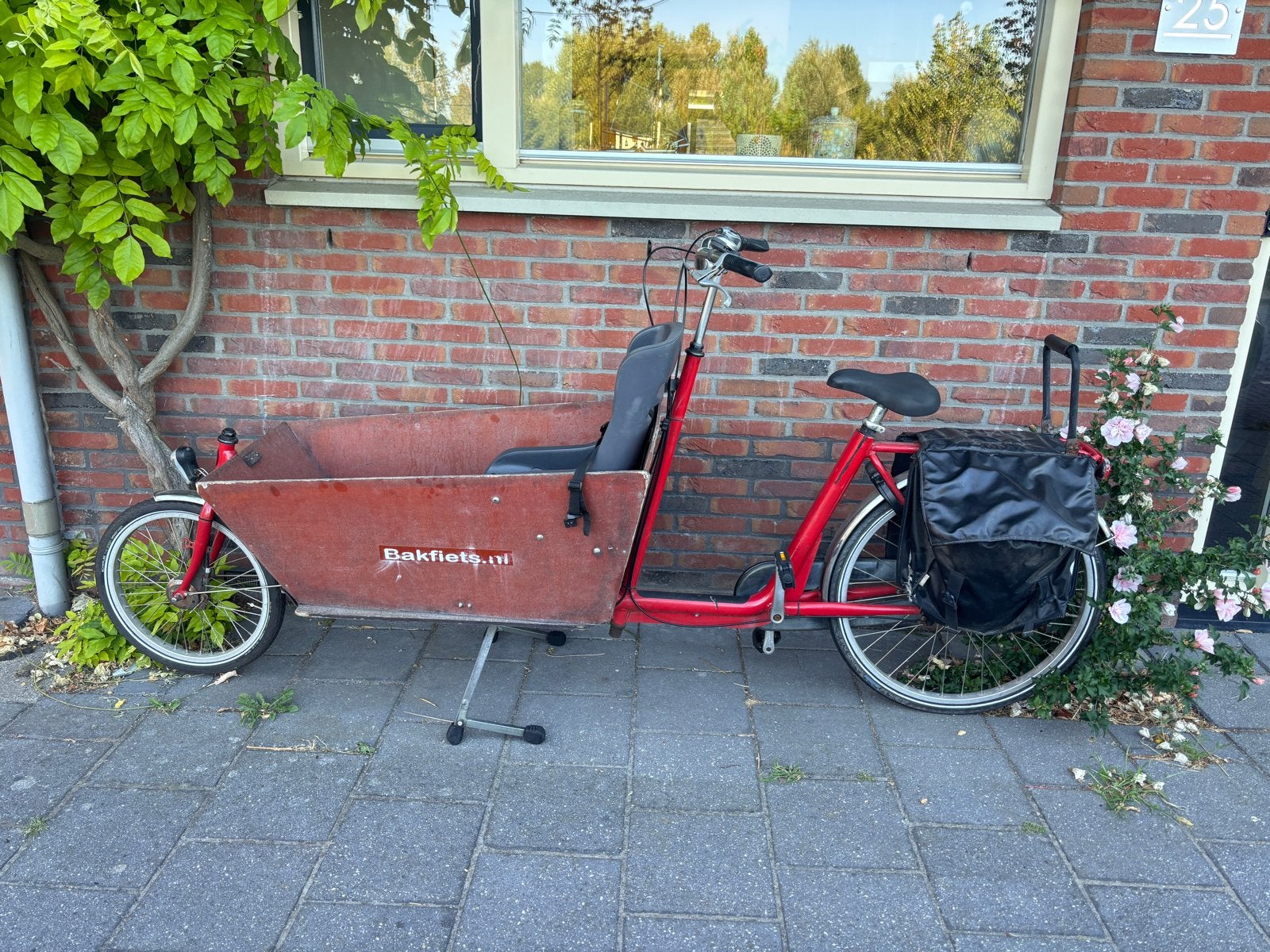 Bakfiets met regenhuif en hoes, Gebruikt, Huif, 2 kinderen, Trommelrem