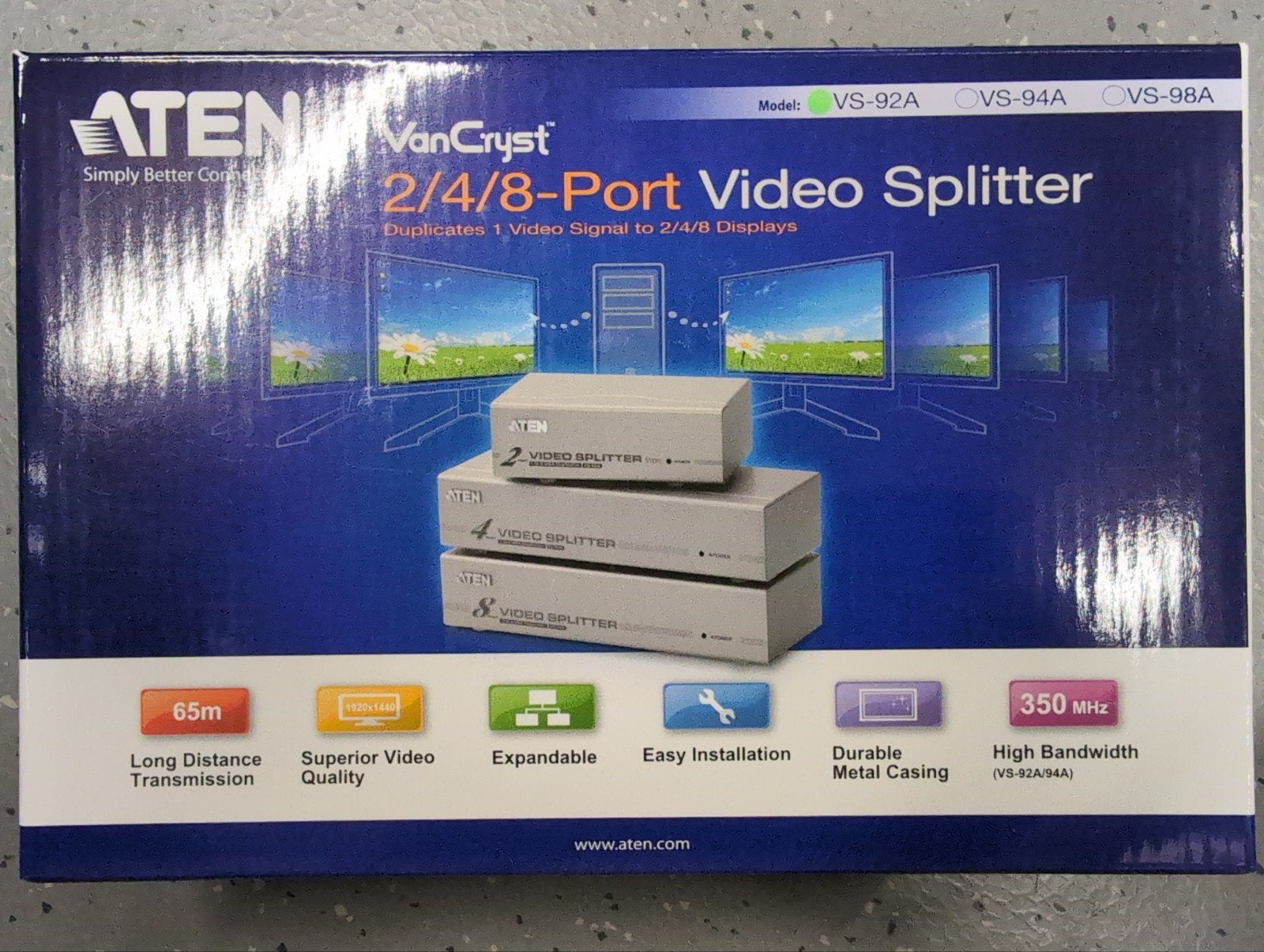 ATEN VanCryst 2/4/8-Poort Video Splitter - Nieuw in doos, Ophalen of Verzenden, Nieuw, Overige kabels