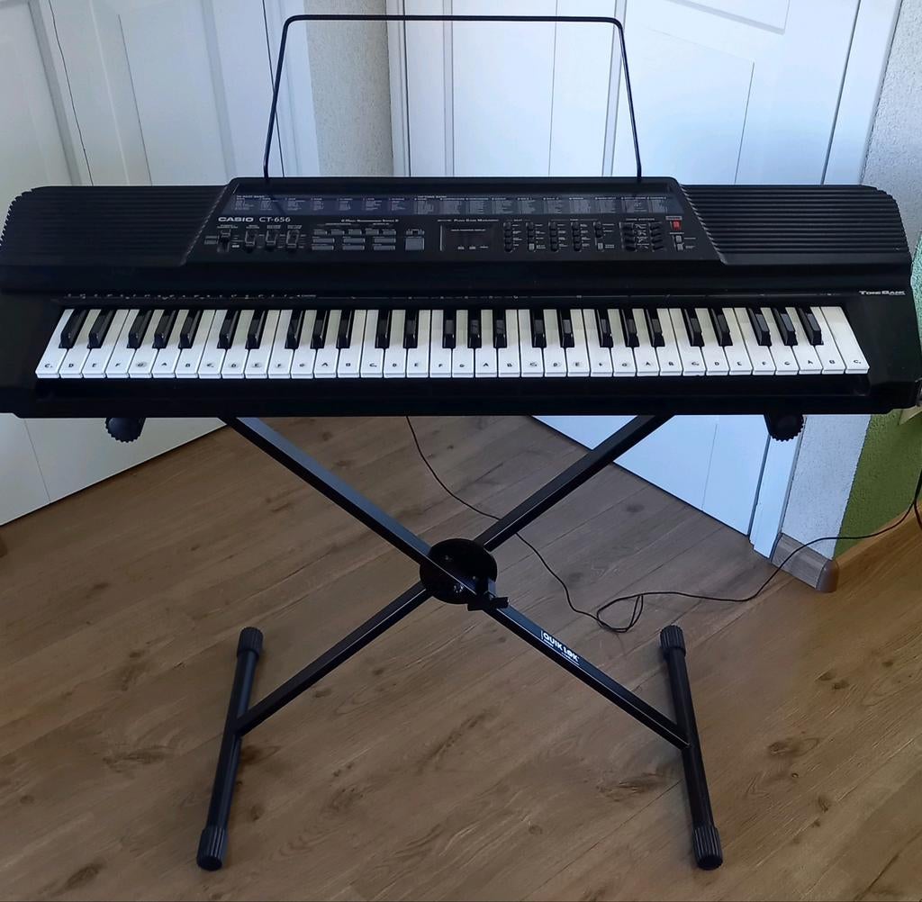 Keyboard Casio CT-656 inclusief standaard, Ophalen, Casio, Met standaard, 61 toetsen