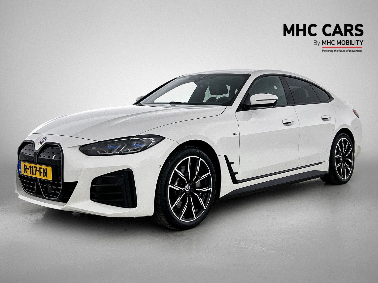 BMW i4 eDrive40 High Executive 84 kWh | M-sport plus | HIFI, Achterwielaandrijving, Gebruikt, Onderhoudsboekje, Te koop