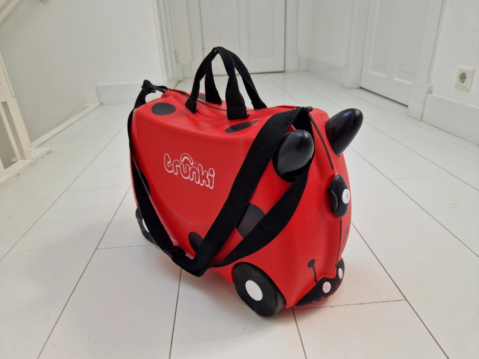 Trunki Koffer Lieveheersbeestje - Ideaal voor Kinderen, Wieltjes, Gebruikt, Hard kunststof, Minder dan 50 cm