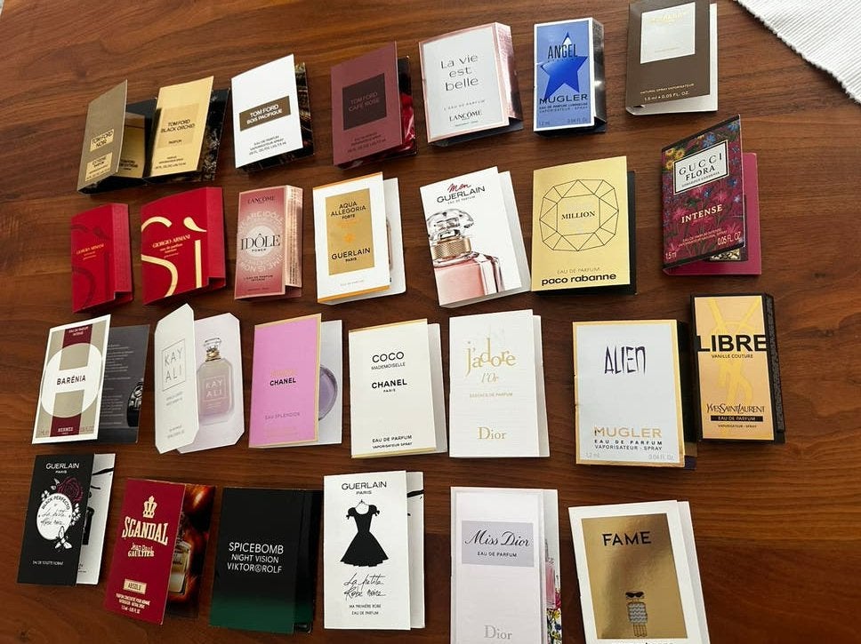 27 proefjes luxe geuren, Verzamelen, Verzenden, Nieuw, Miniatuur
