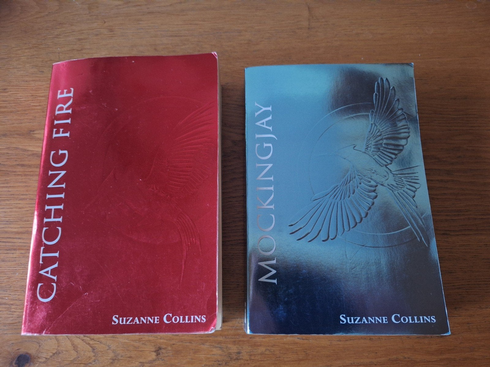 Suzanne Collins, Mockingjay & Catching Fire, Boeken, Ophalen of Verzenden, Suzanne Collins, Overige uitgevers, Engels